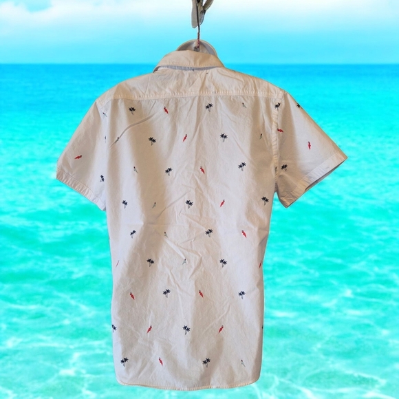 Express White Shirt with Navy and Red Patterns - Picture 2 of 5